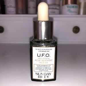 SUNDAY RILEY U.F.O. Ultra-Clarifying Face Oil
